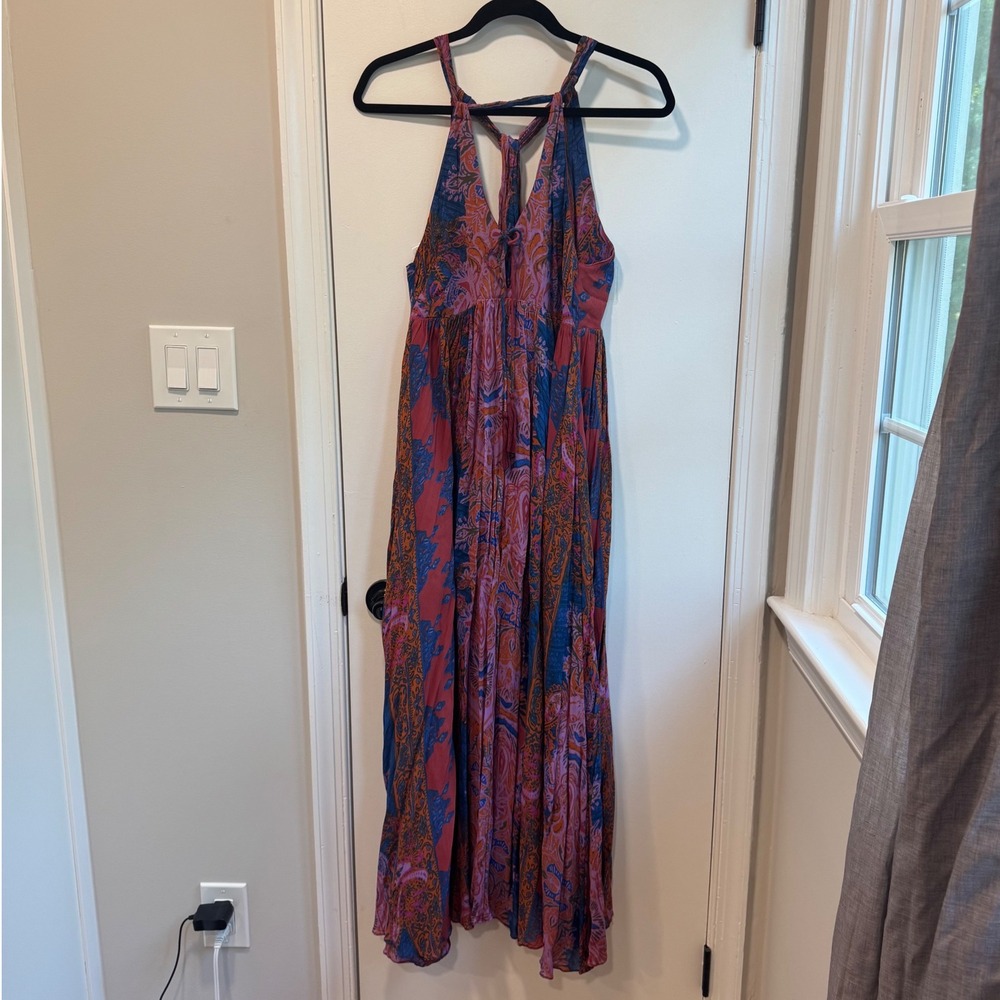 Free People Unattainable Blue Red Paisley Print Halter Flowy Maxi Dress Size 0 - Picture 13 of 13